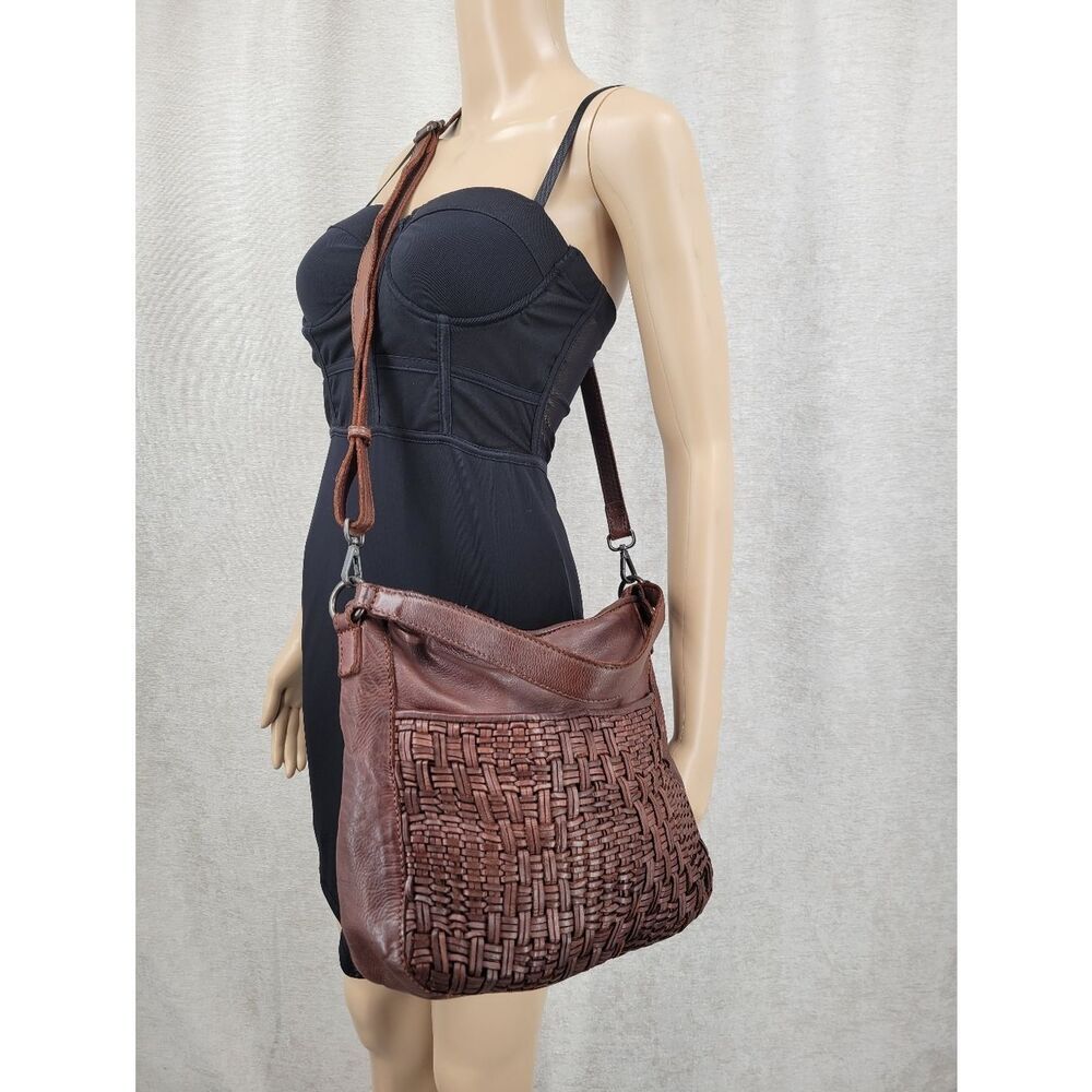 Gianni Conti Woven Leather Hobo Shoulder Bag Brown with Crossbody Strap